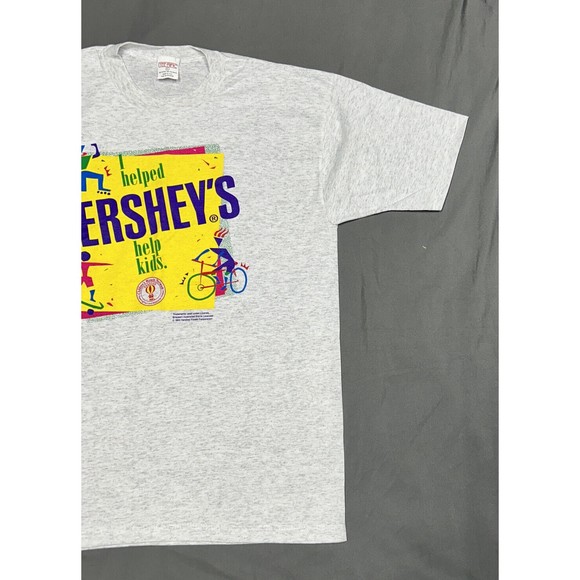 Vintage 90's Hershey's Children's Miracle Network Single Stitch T-Shirt Size XL - Picture 3 of 12